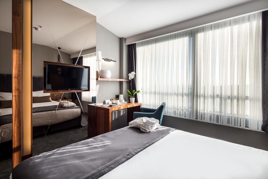 Volley Otel 4*