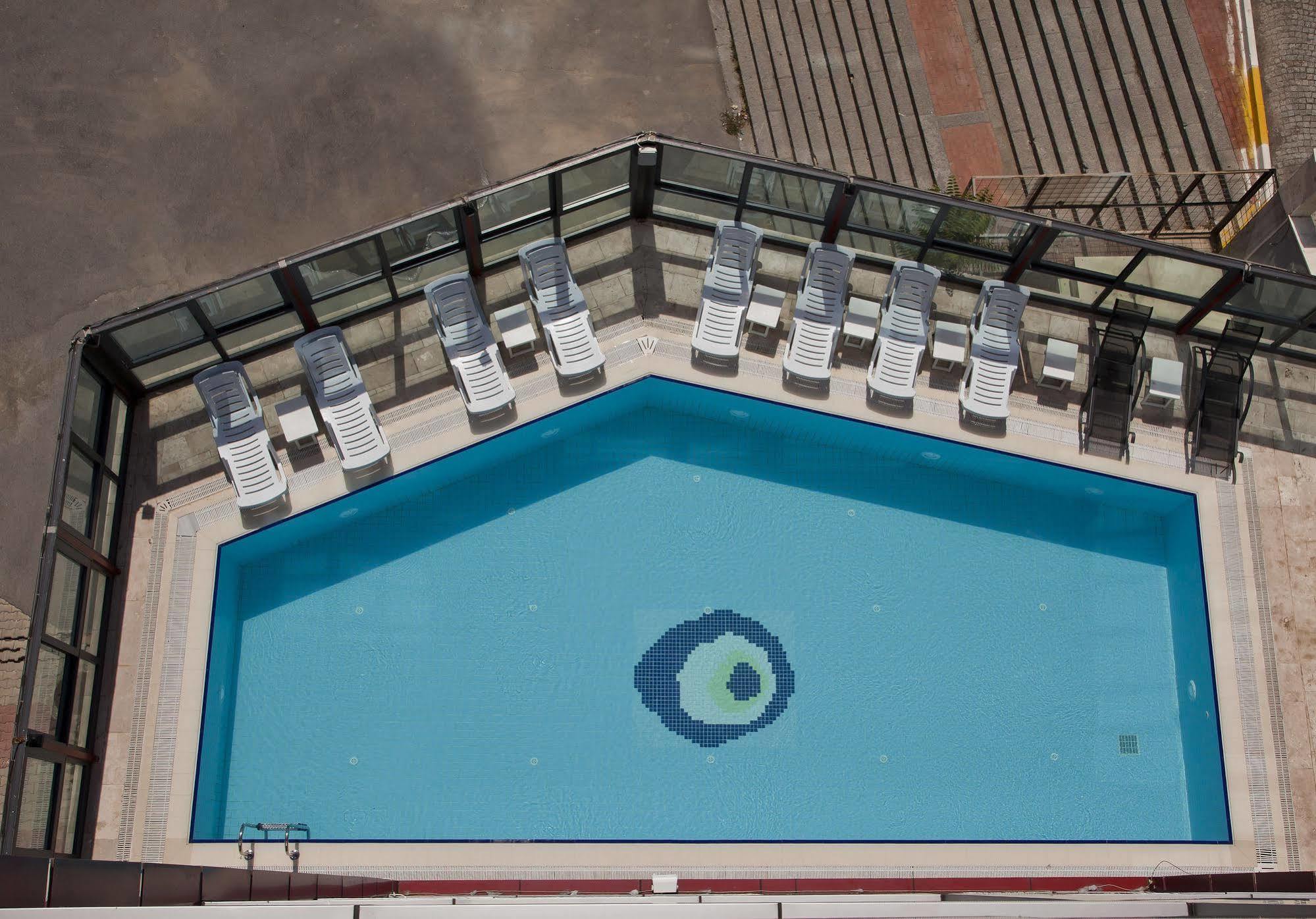 Otel Volley